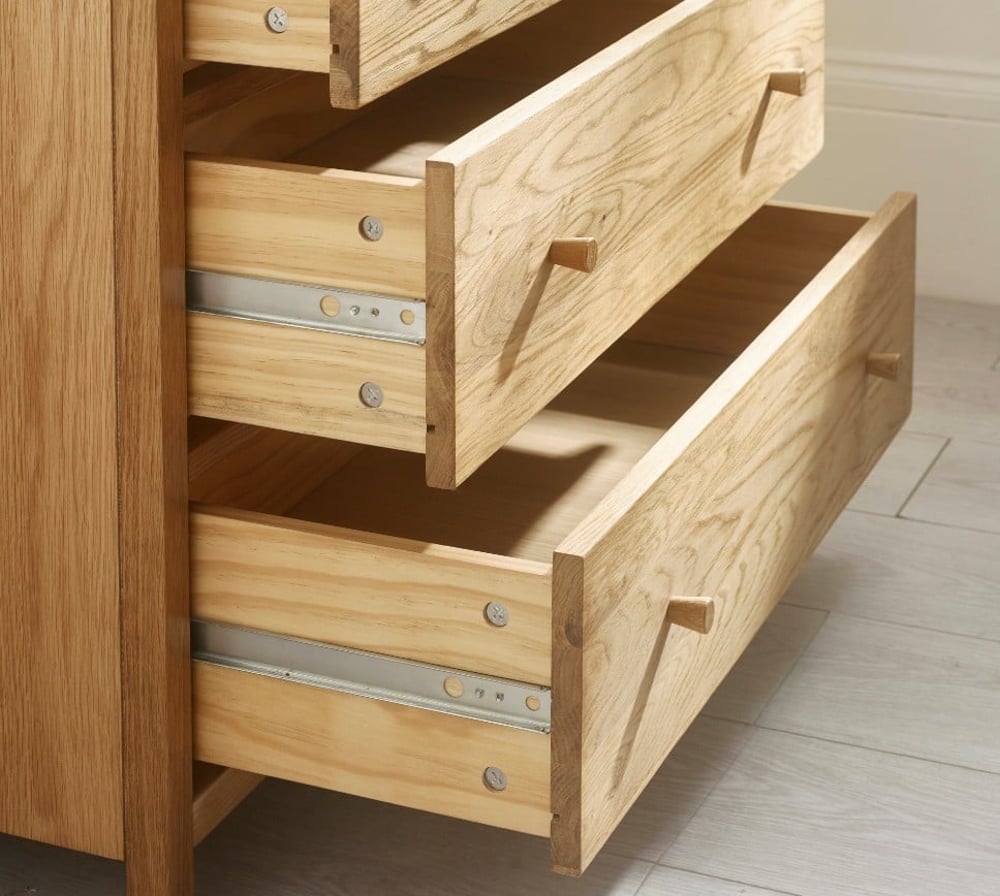 Coxmoor Oak 3 Drawer Wooden Chest of Drawers